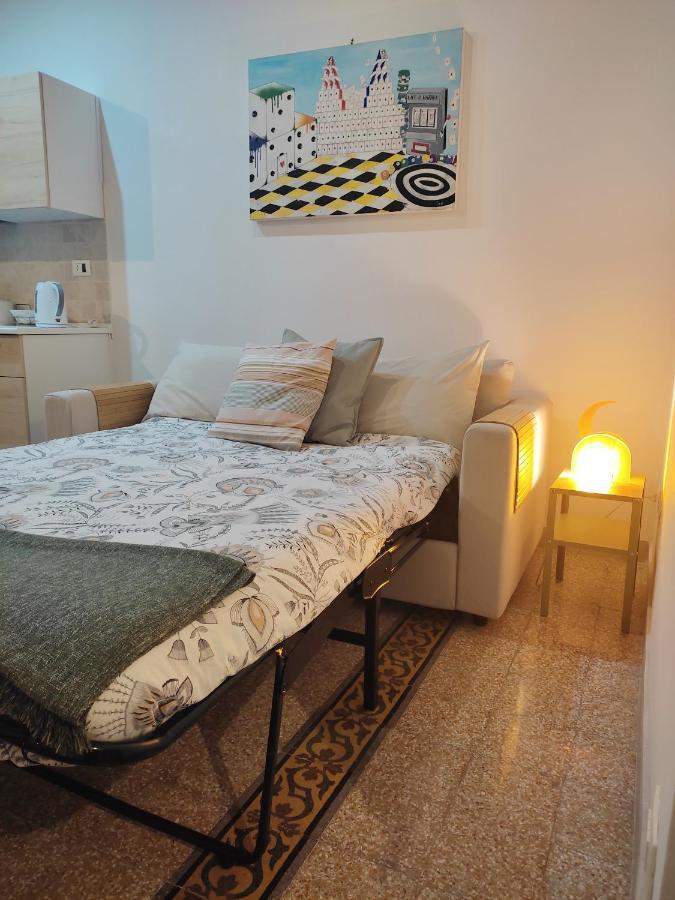 Grazioso Loft Vicino A San Giovanni E Metro C Рим Екстериор снимка