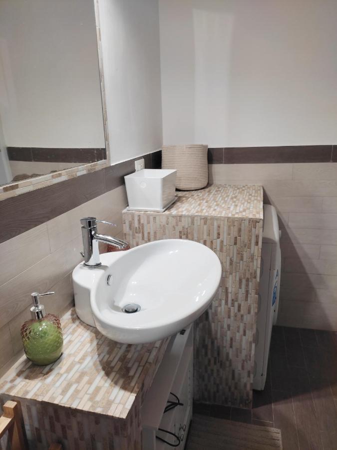 Grazioso Loft Vicino A San Giovanni E Metro C Рим Екстериор снимка